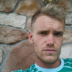 Meet your Posher, Zachary